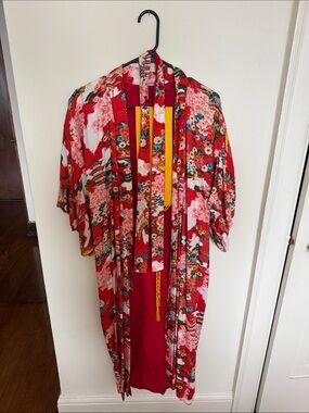 Vintage Floral Japanese Kimono Robe w/ Obi sash